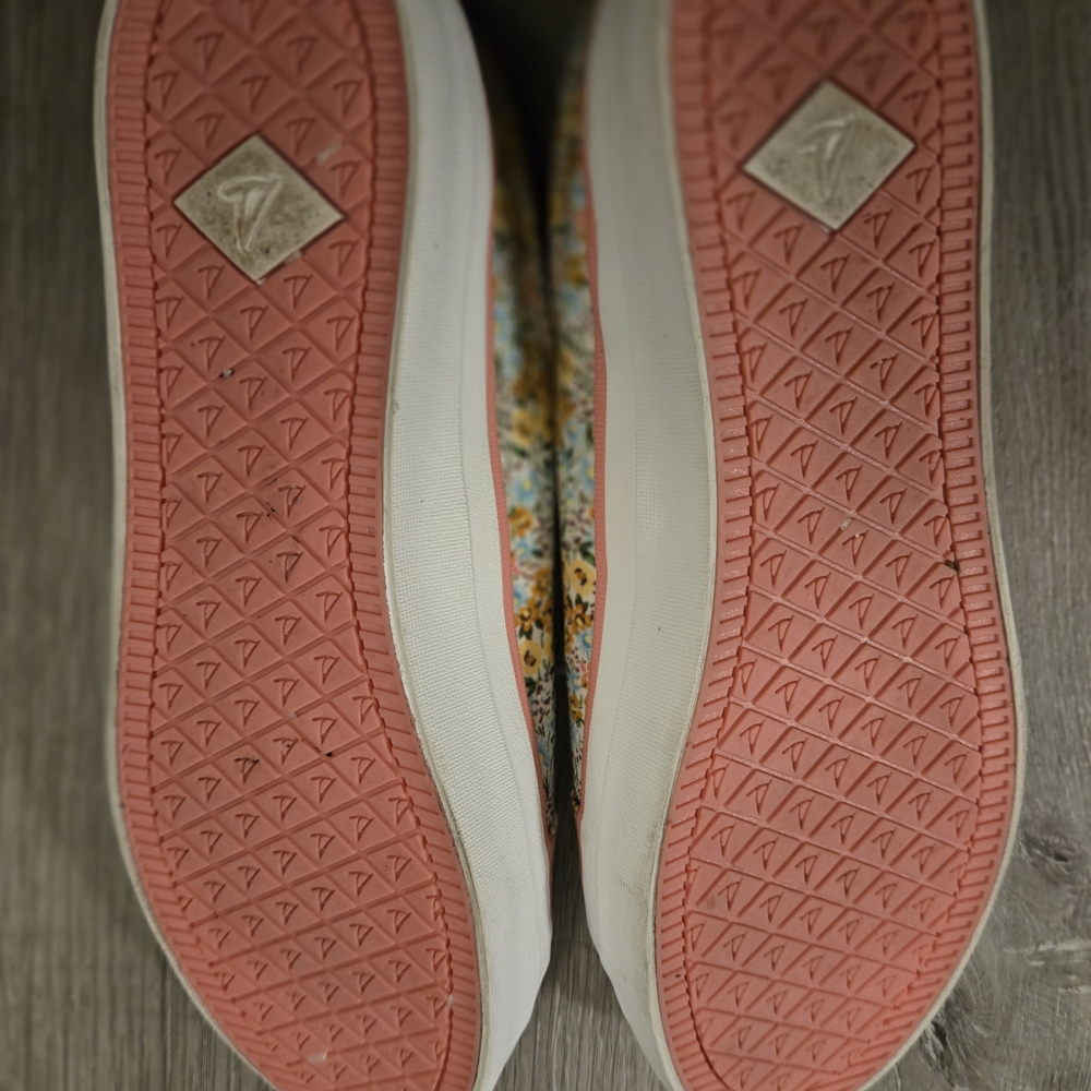 Sperry Women's Floral Canvas Sneakers - Multicolor - Picture 3 of 6